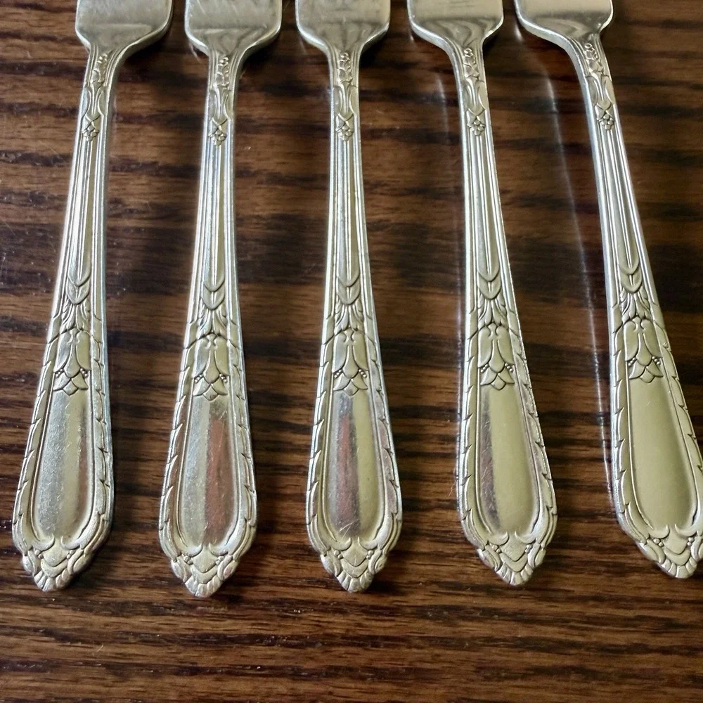 Vtg HOLMES & EDWARDS 1932 Masterpiece Silverplate Dinner Forks Set‎ Of 5